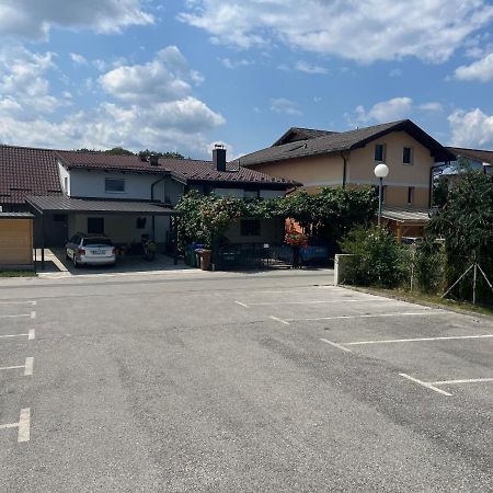 Room Oaza Miru Maribor Exterior photo
